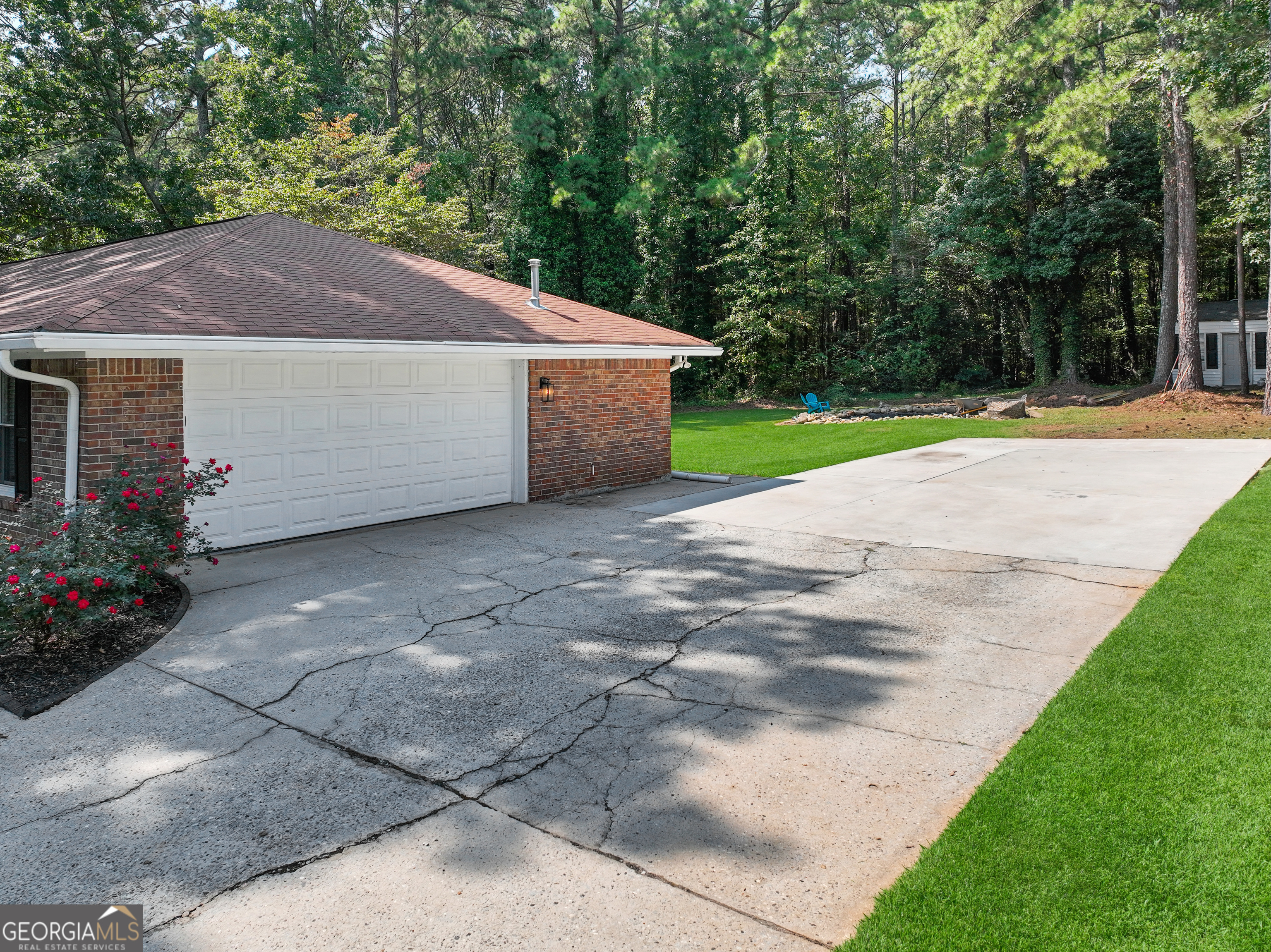 8033 Aloha DR