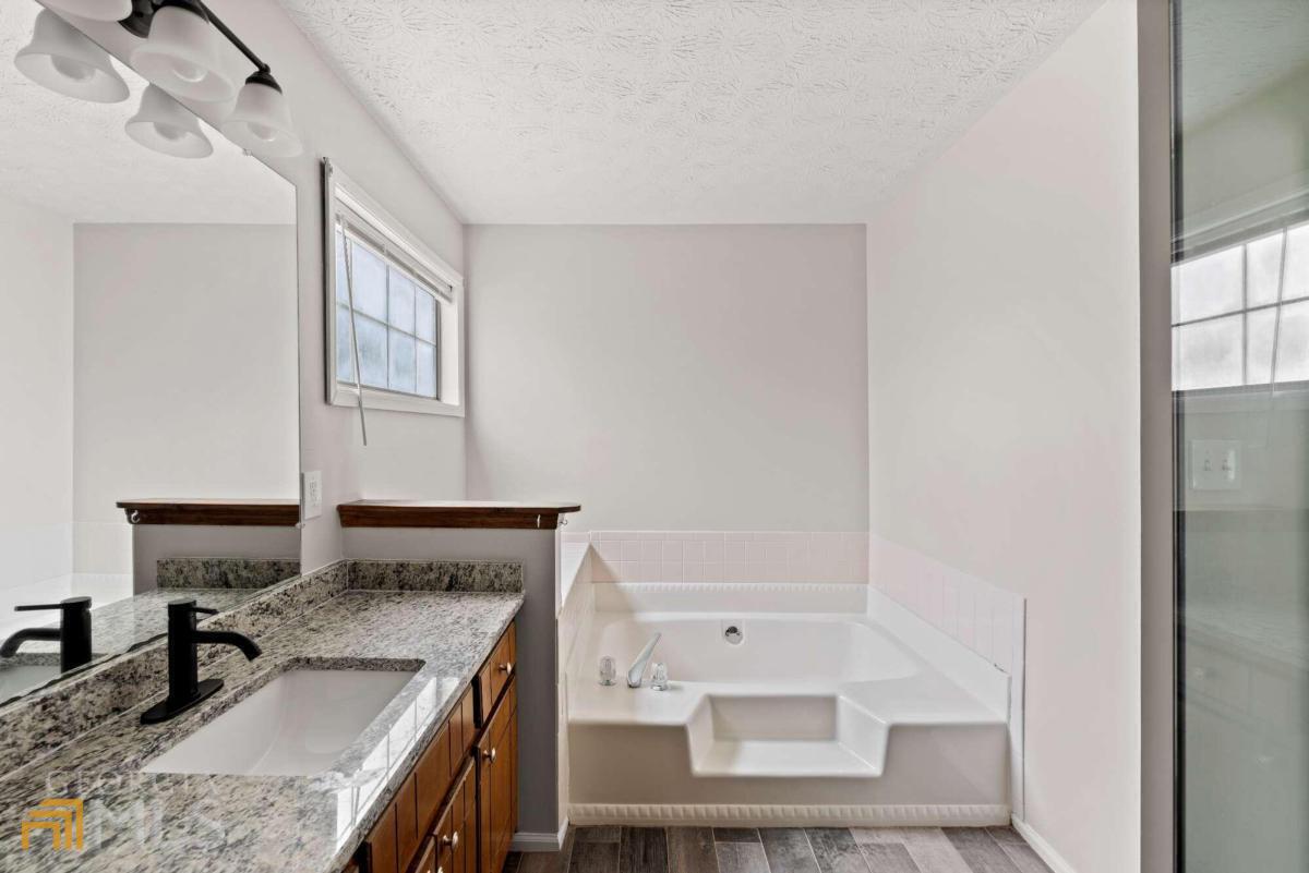 North Bridge Station - Residential