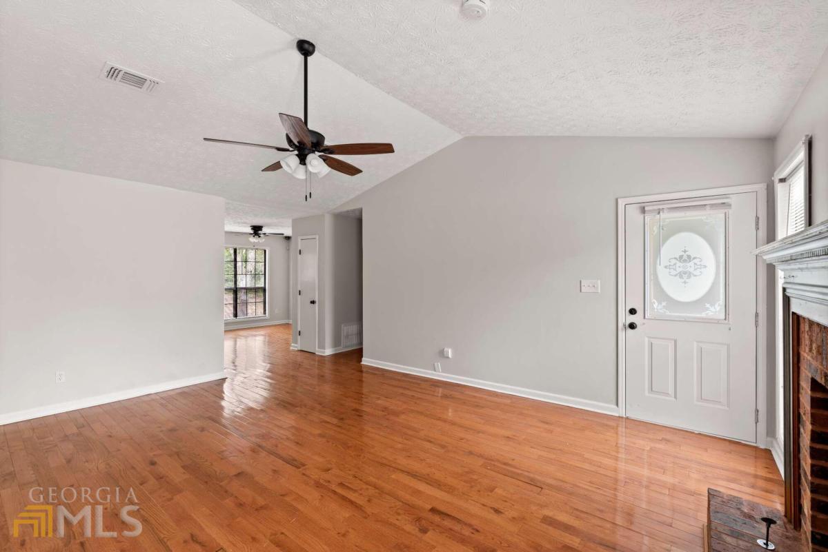 North Bridge Station - Residential
