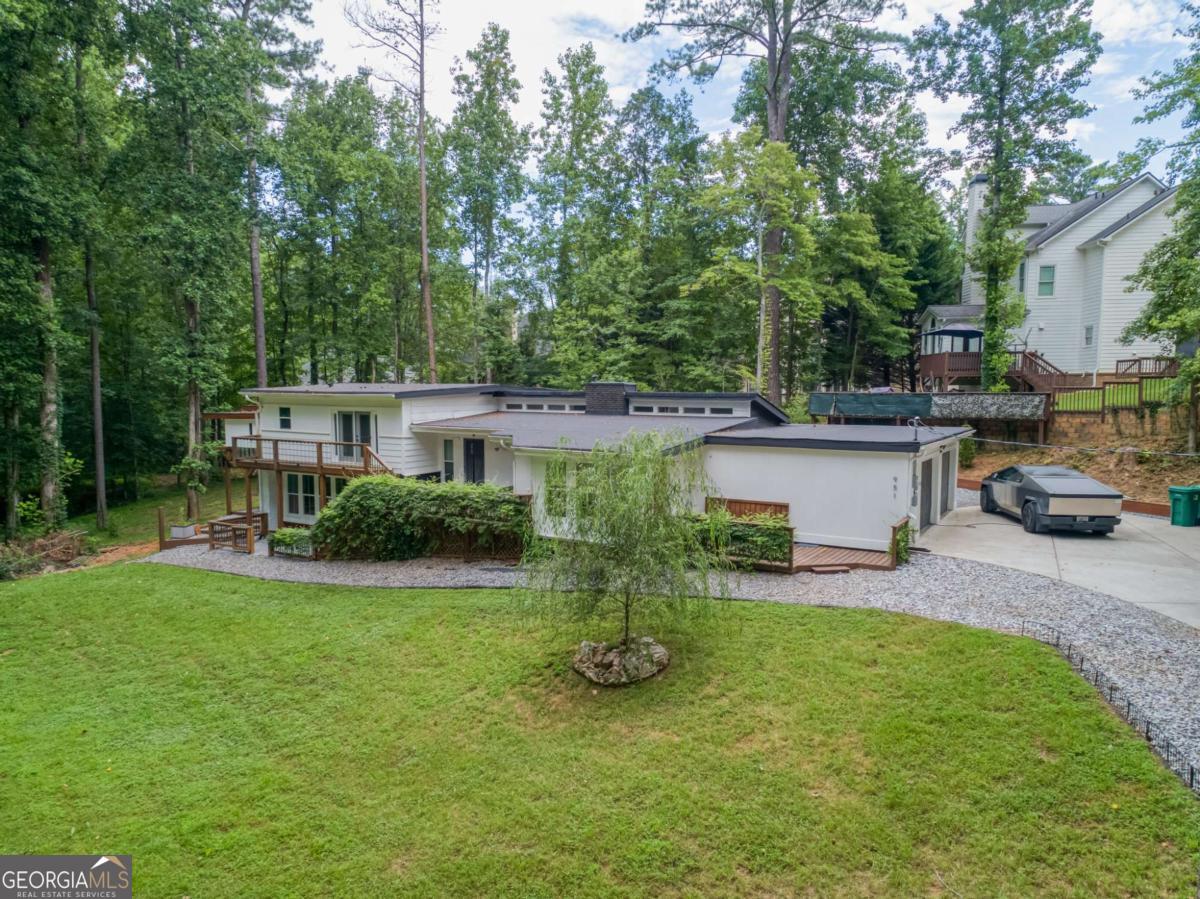 951 Reed RD SE