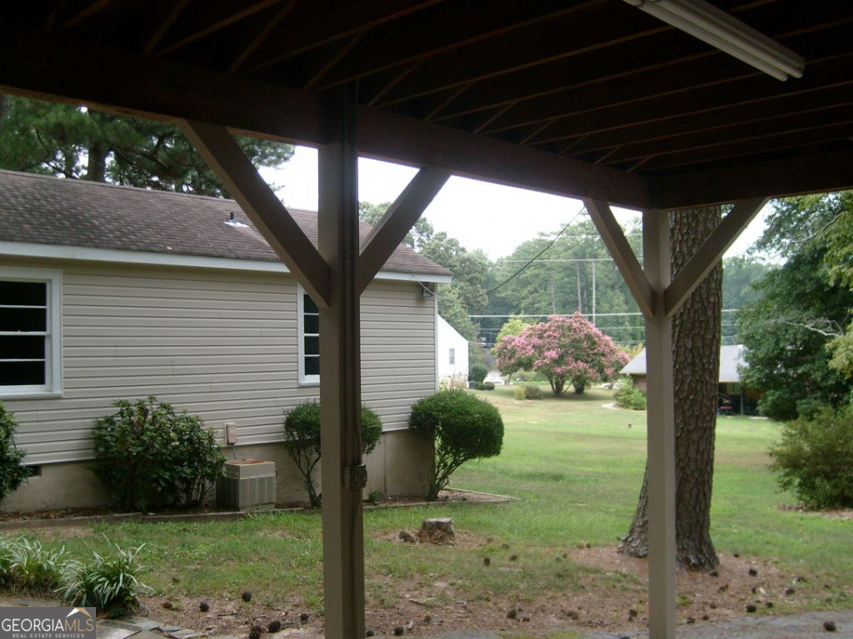 2421 Rockbridge RD SW