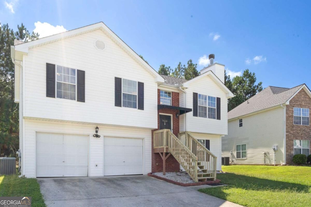 7410 Petunia DR