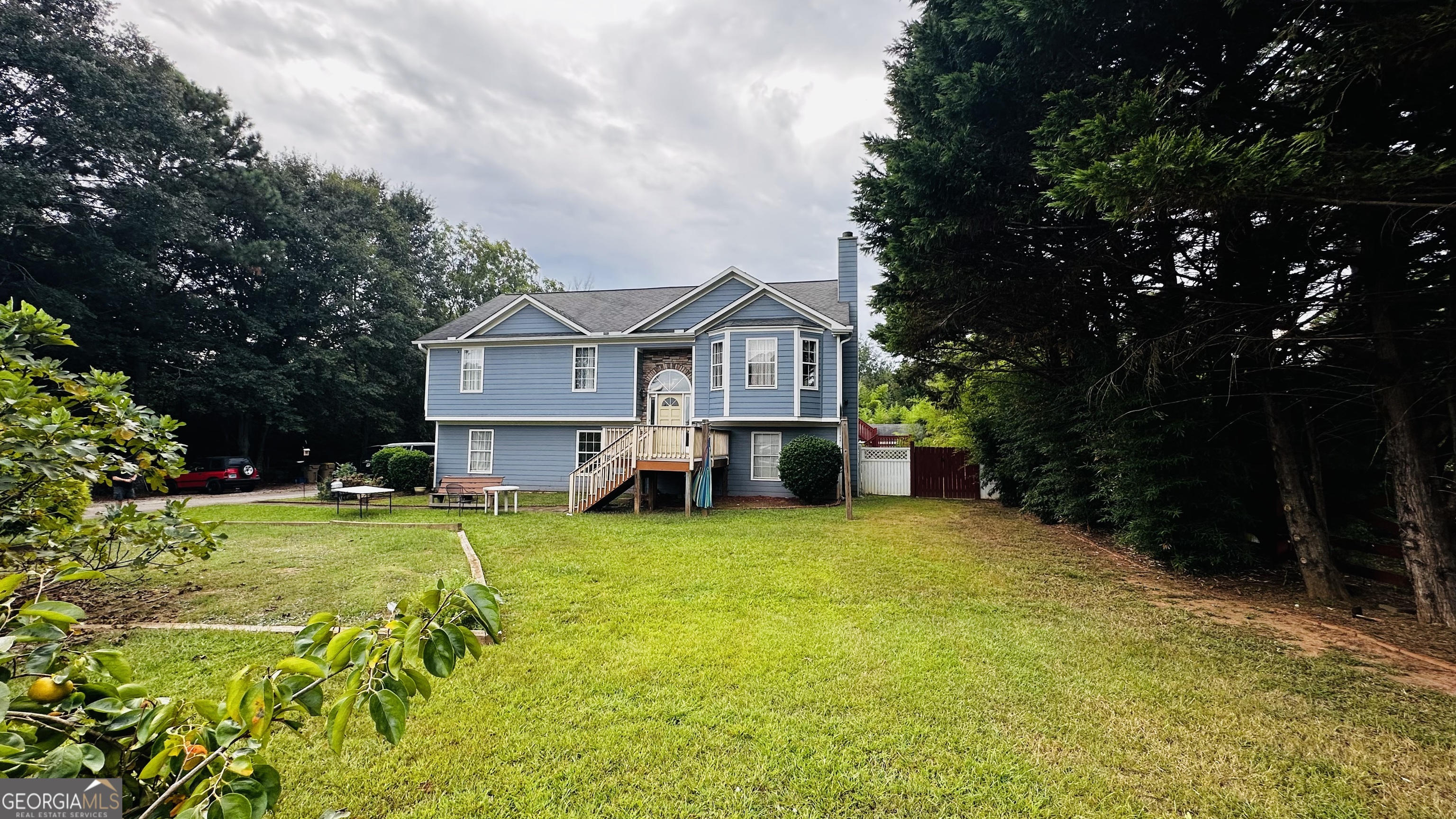 6075 Lights Ferry RD