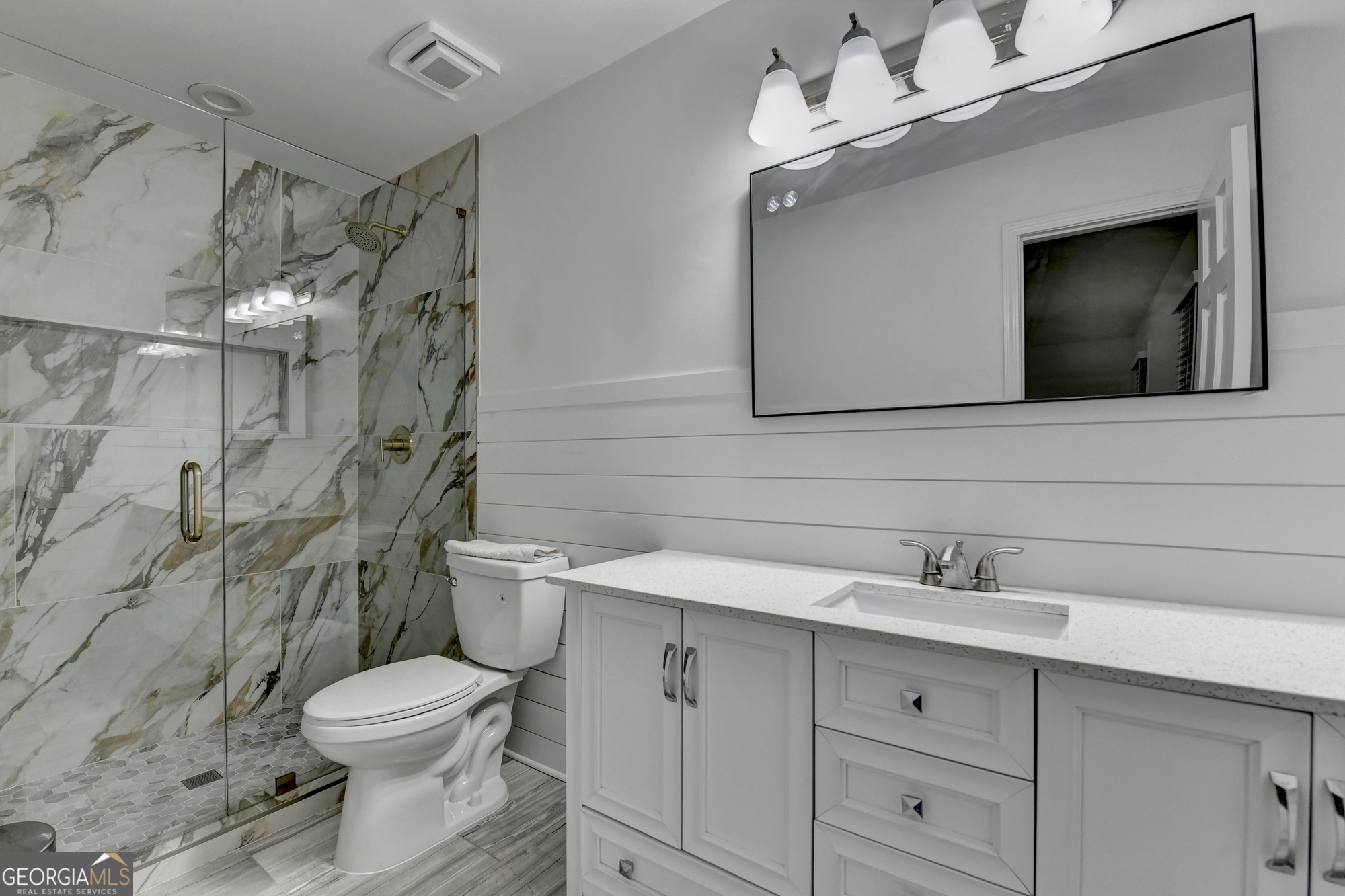 Frank Long & Patty Long - Residential