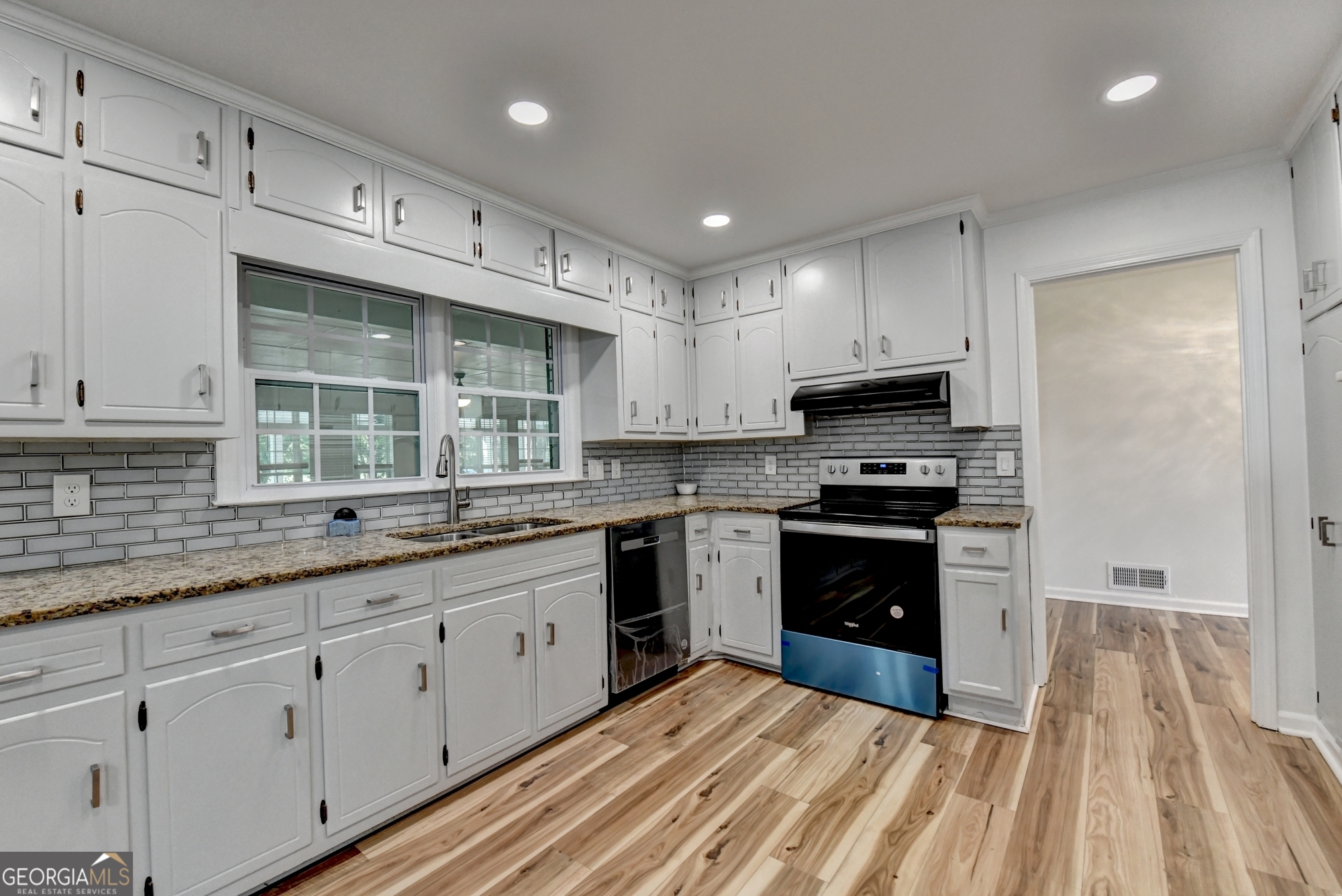 Frank Long & Patty Long - Residential