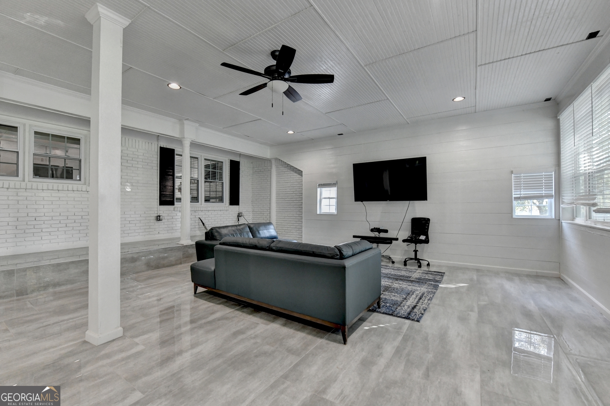 Frank Long & Patty Long - Residential