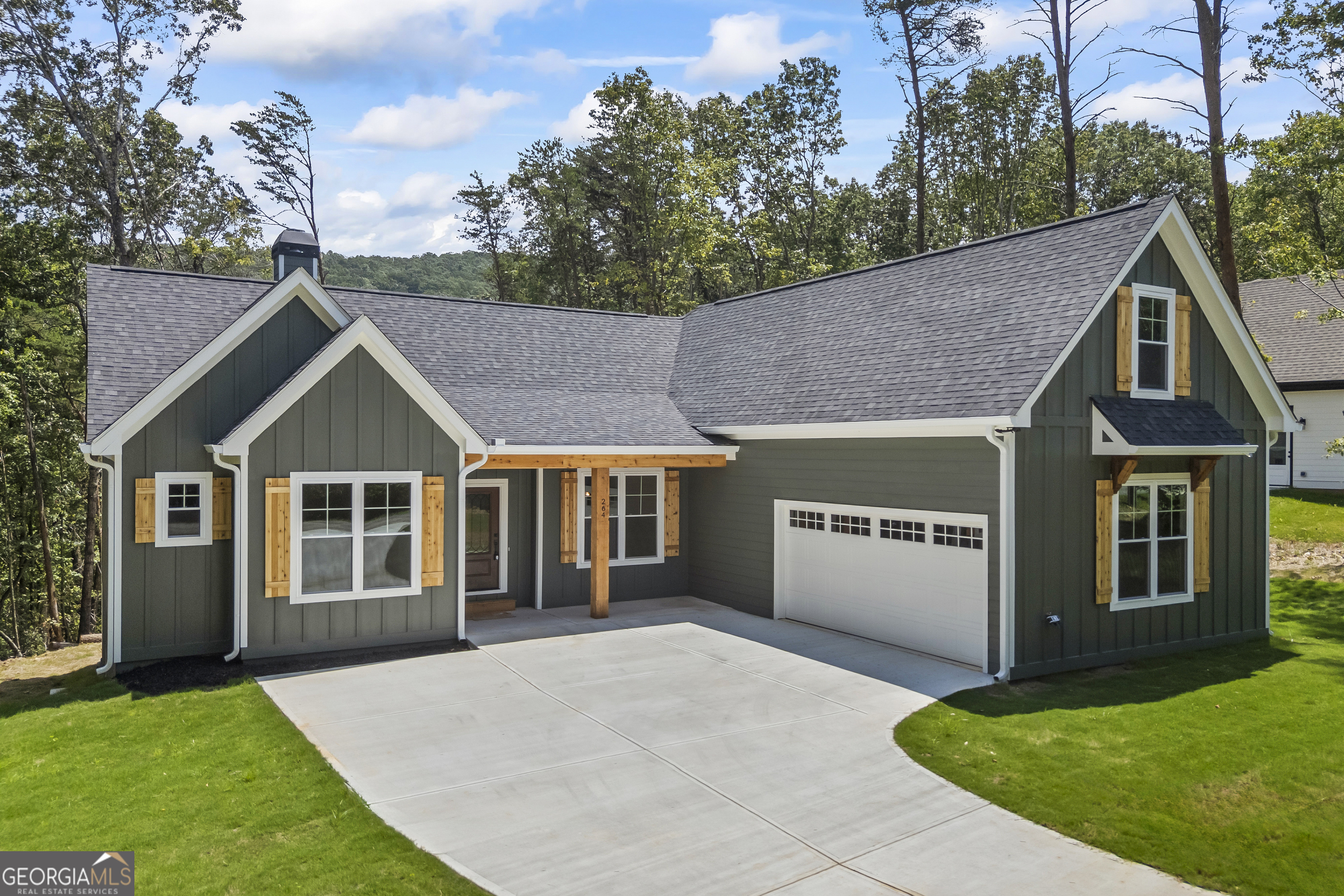 264 Acerose DR