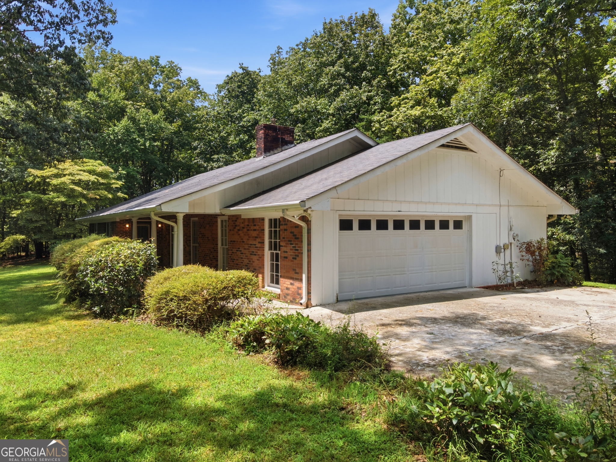 571 Frontier CIR