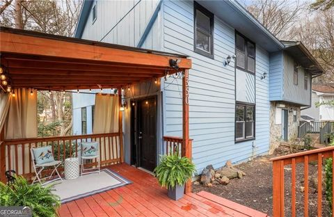 1350 Overlook CV SE Smyrna GA 30080