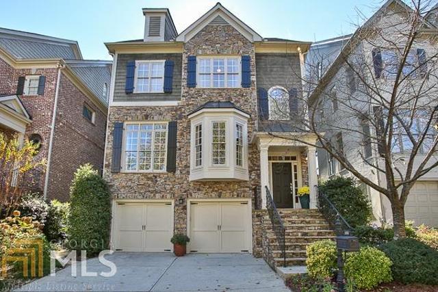 You can have both location & tranquility in the city. Visit the finest restaurants, upscale shopping, arts & culture or stroll to Shady Valley Park. This stunning home has a open floor plan perfect for entertaining or relax in the private garden area. Tour this home today and find a gourmet kitchen with Whirlpool Gold appliances, formal dining & living room with floor to ceiling windows, great room with coffered ceiling, master suite with a custom walk-in closet, hardwood floors, extensive trim package, soaring ceilings, gated community, Smith school district. Call now!