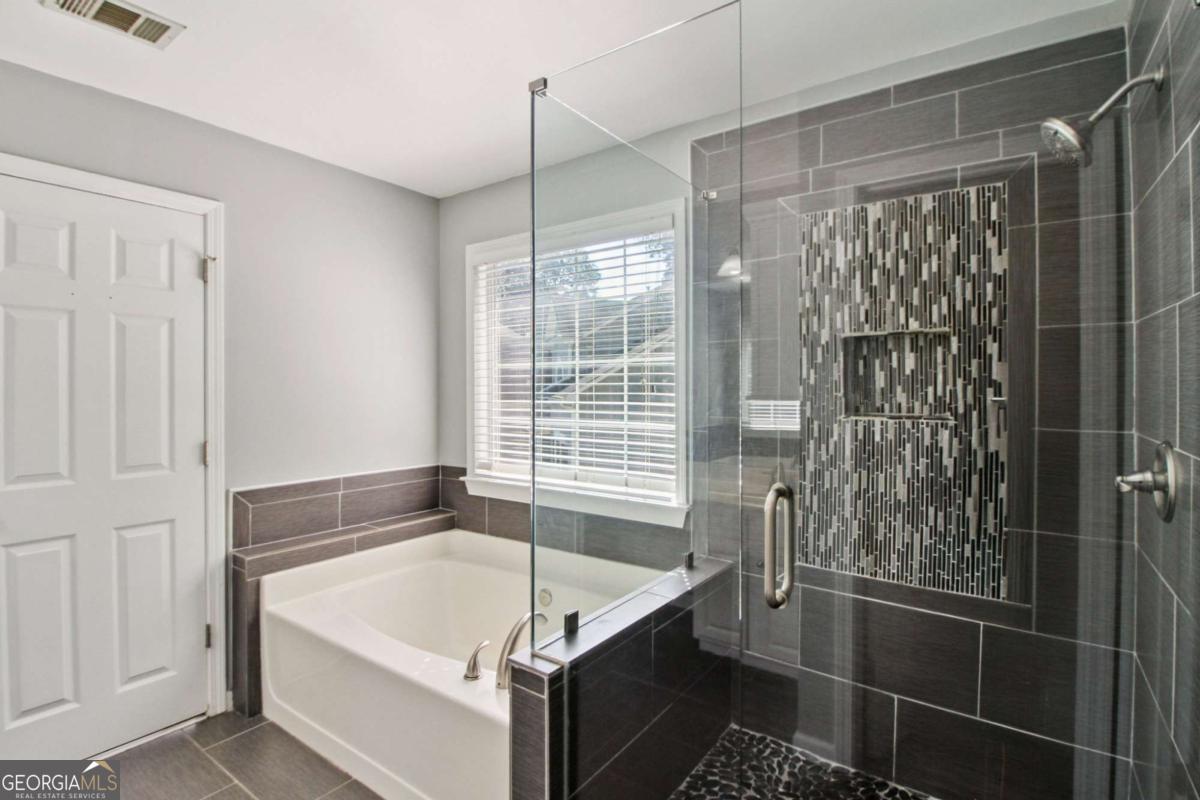 Vinings Crossing - Residential Lease