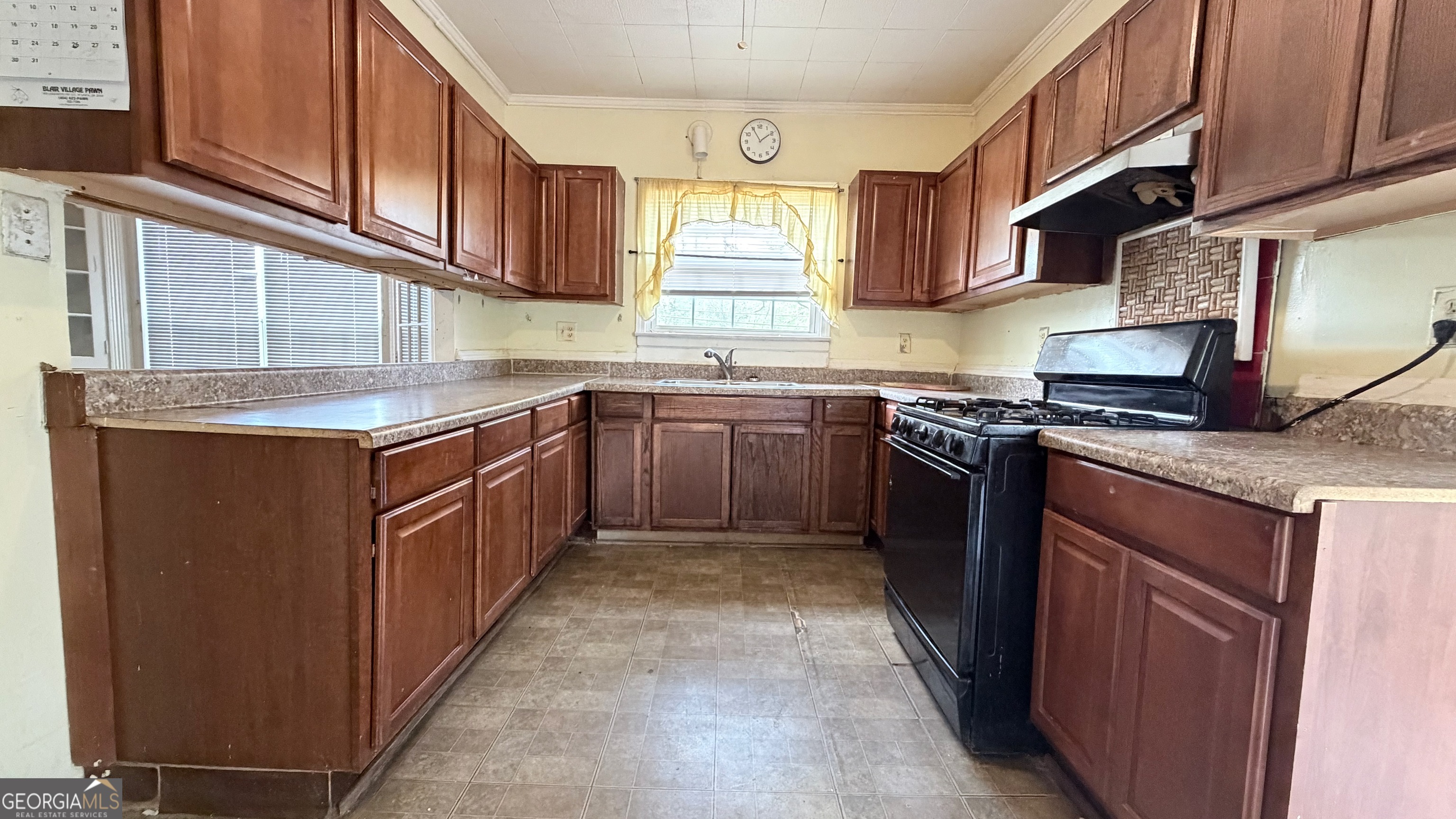 1948 Browns Mill RD SE