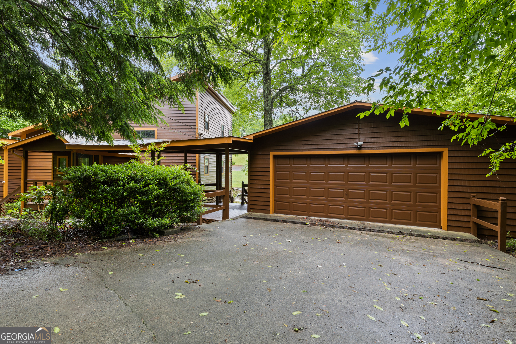 24 Scarlett DR