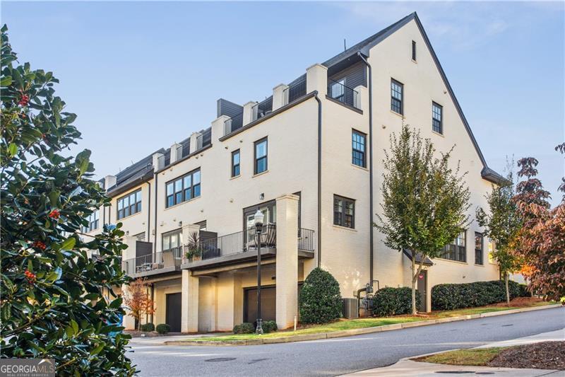 Serenade - Residential