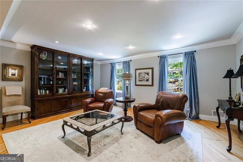 Willow Point - Residential