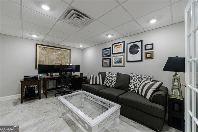 Willow Point - Residential