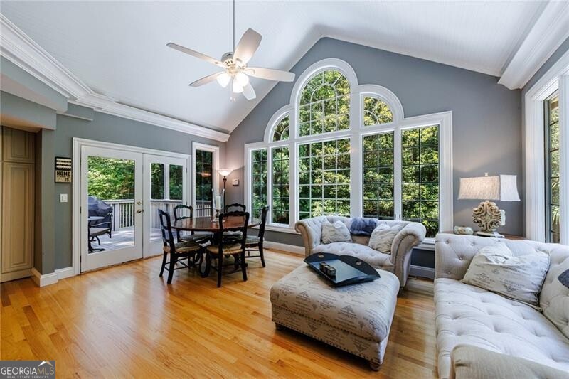 Willow Point - Residential