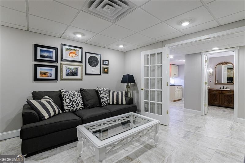 Willow Point - Residential
