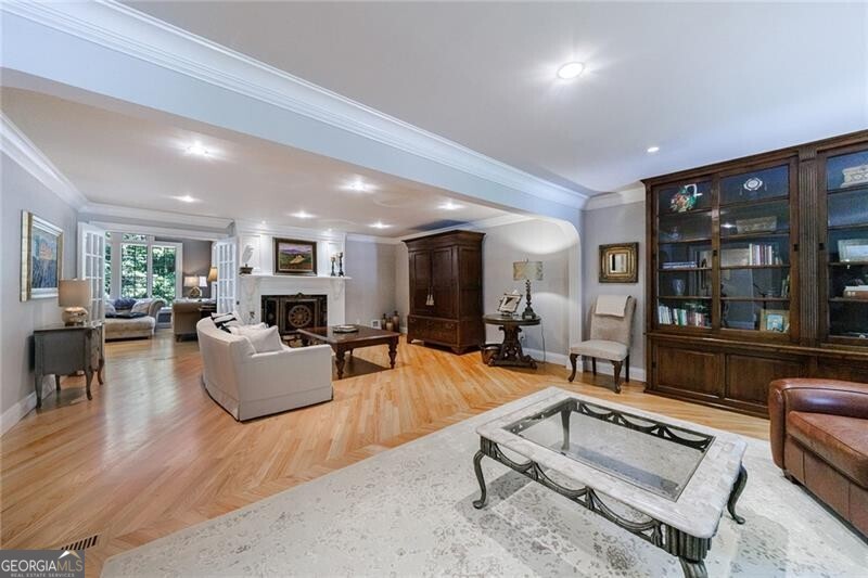 Willow Point - Residential