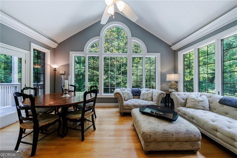 Willow Point - Residential