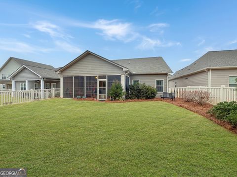 A home in Newnan