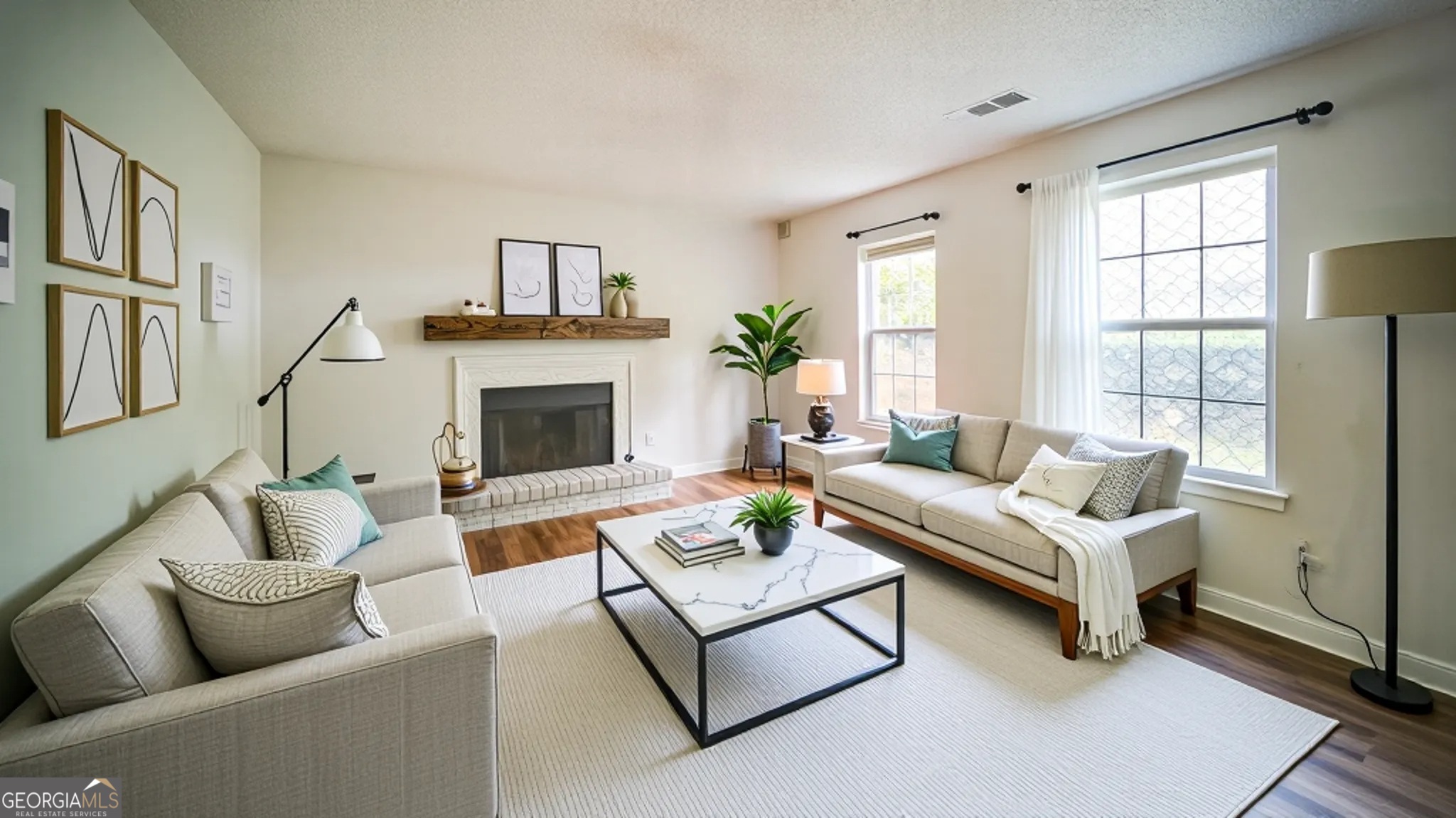 1657 Cedar Bluff WAY