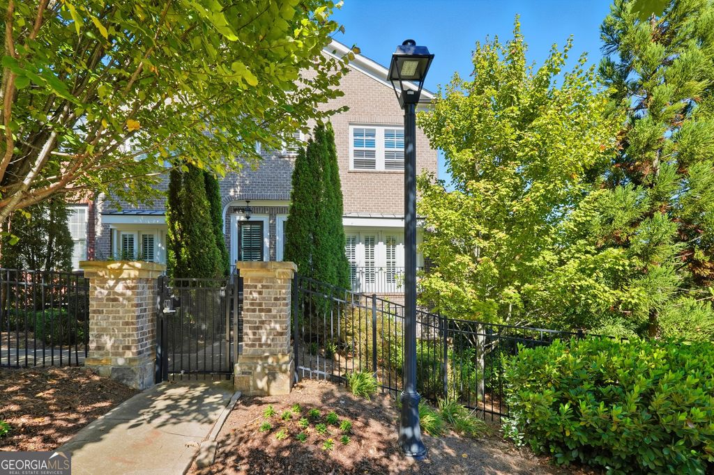 Photo of 1626 Durden Road NE, Brookhaven, GA 30319 (MLS # 10632048)