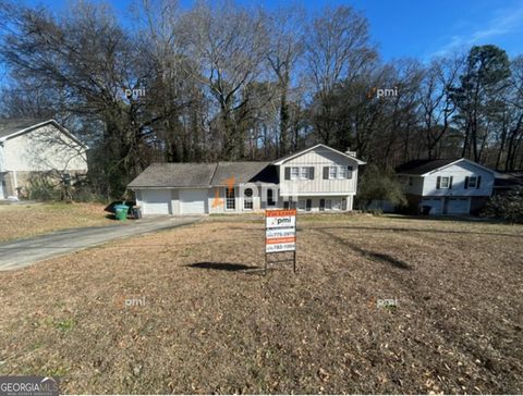 Photo of 667 Rae Drive, Lawrenceville, GA 30044 (MLS # 10675953)