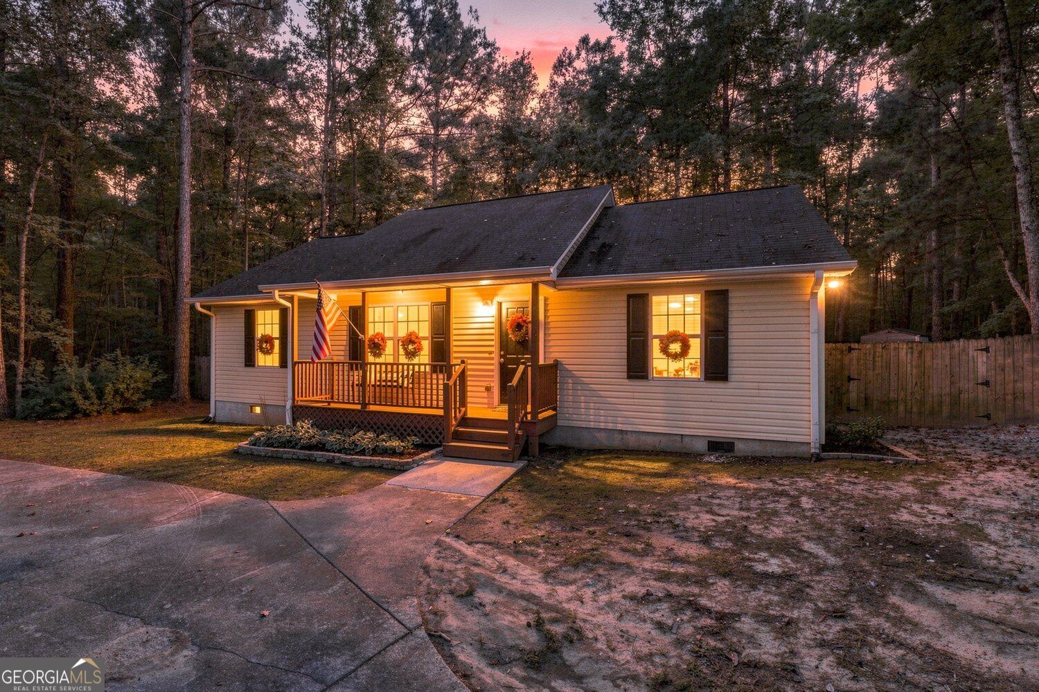 77 Old Brock RD
