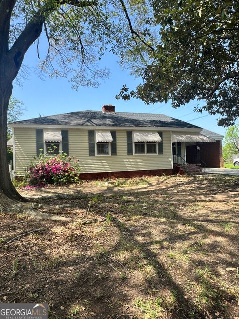 201 Meadowdale DR Warner Robins GA 31088