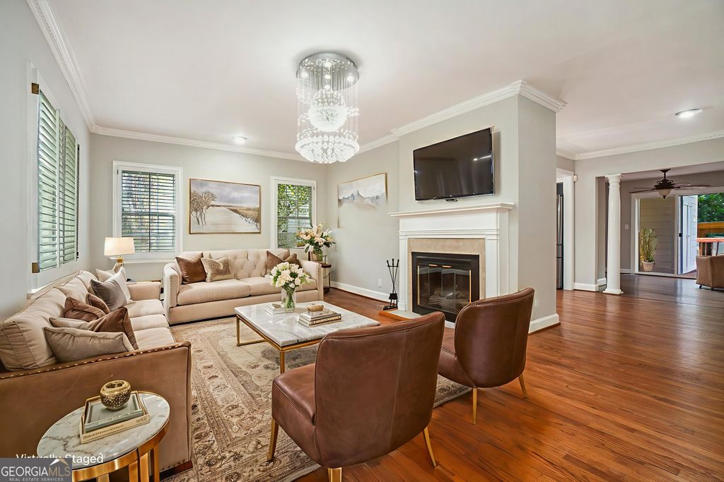 Photo of 961 Lindbergh Drive NE, Atlanta, GA 30324 (MLS # 10738029)