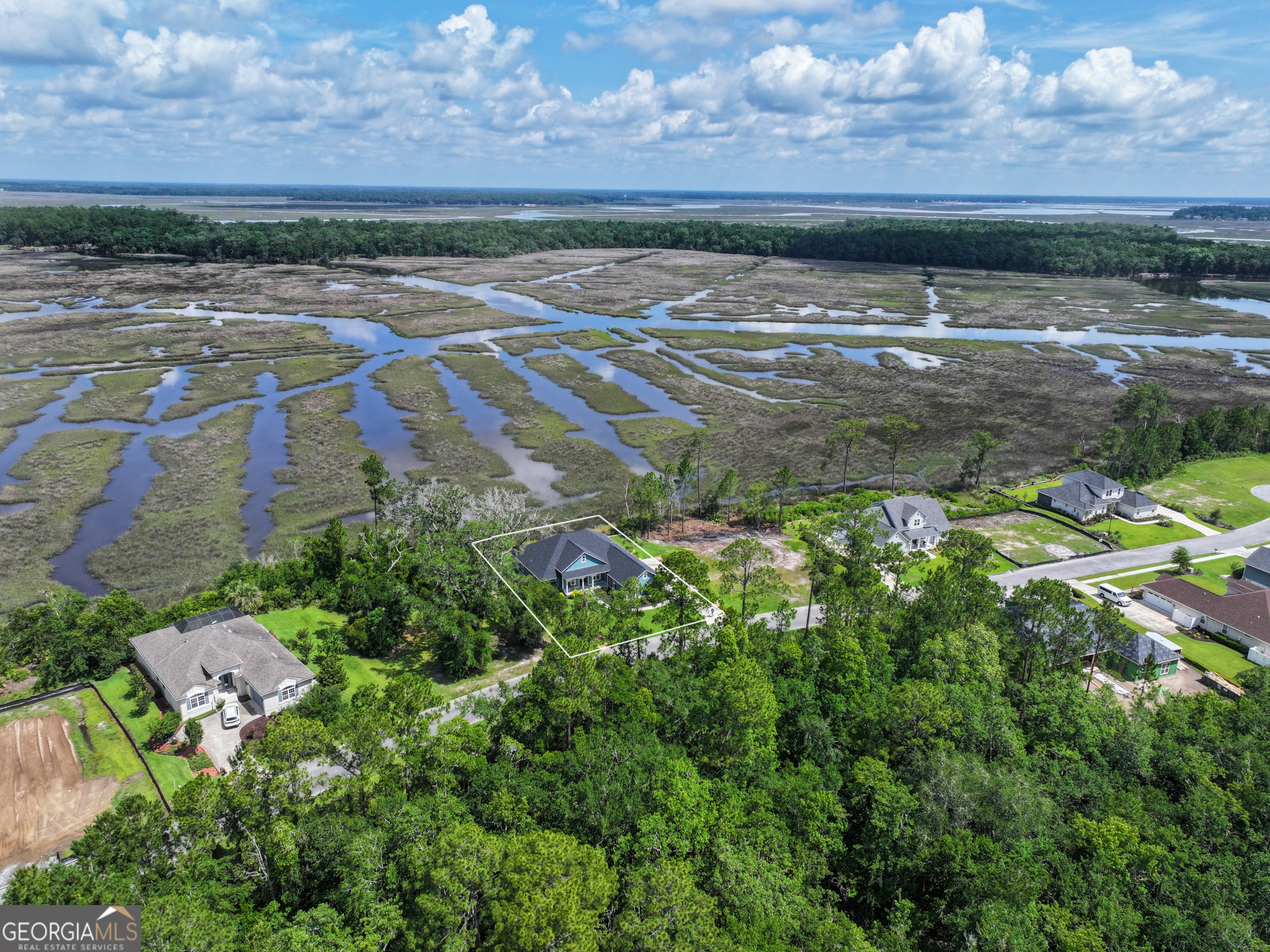 Winding River - Residential