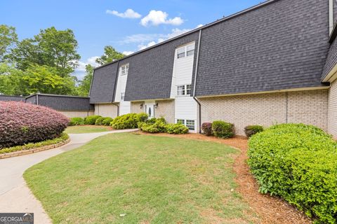 Photo of 5145 Chemin De Vie, Atlanta, GA 30342 (MLS # 10753865)