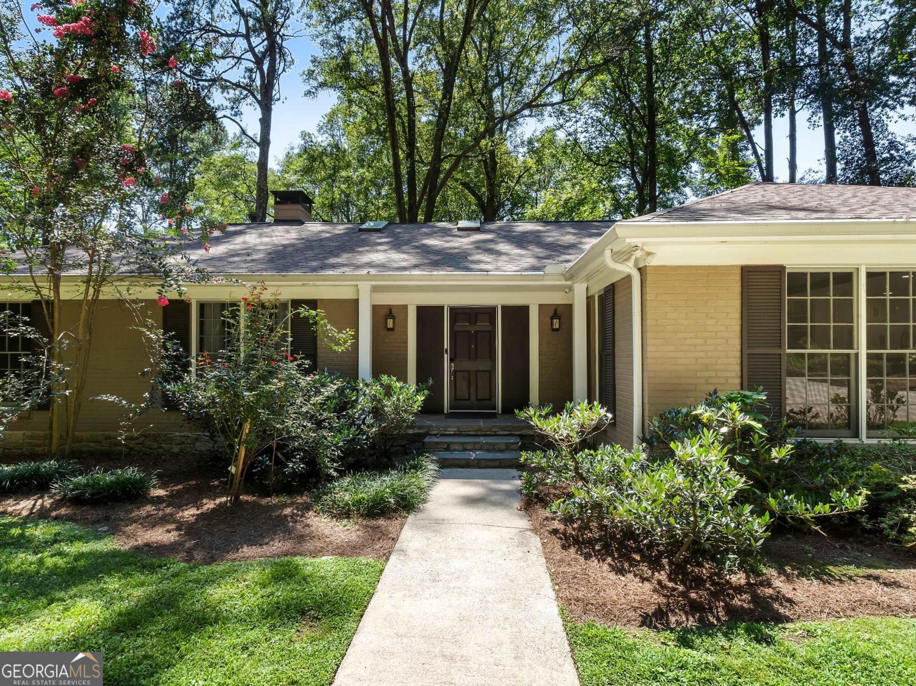 1190 West Wesley RD NW