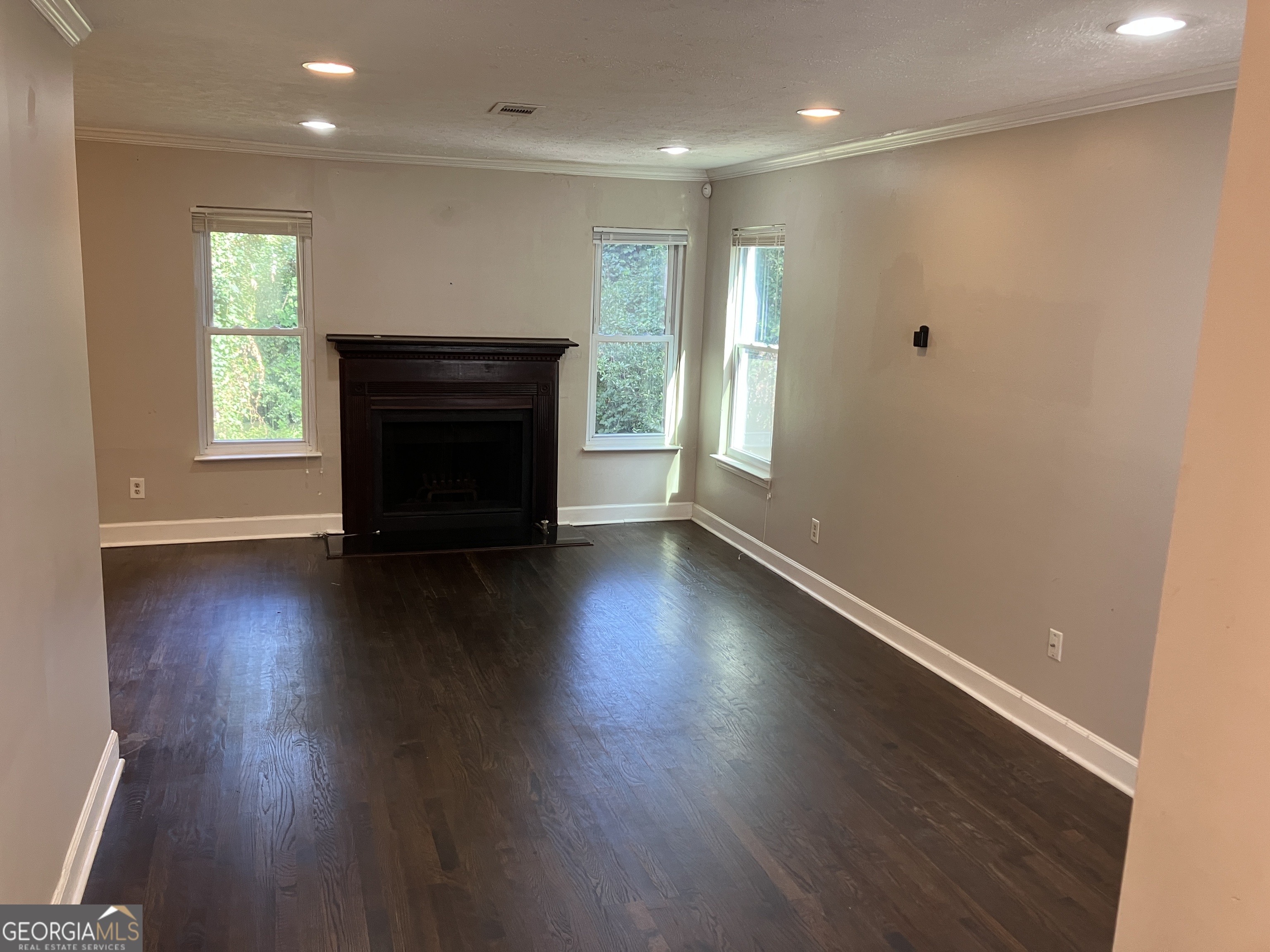 Pleasant Oaks - Residential Lease