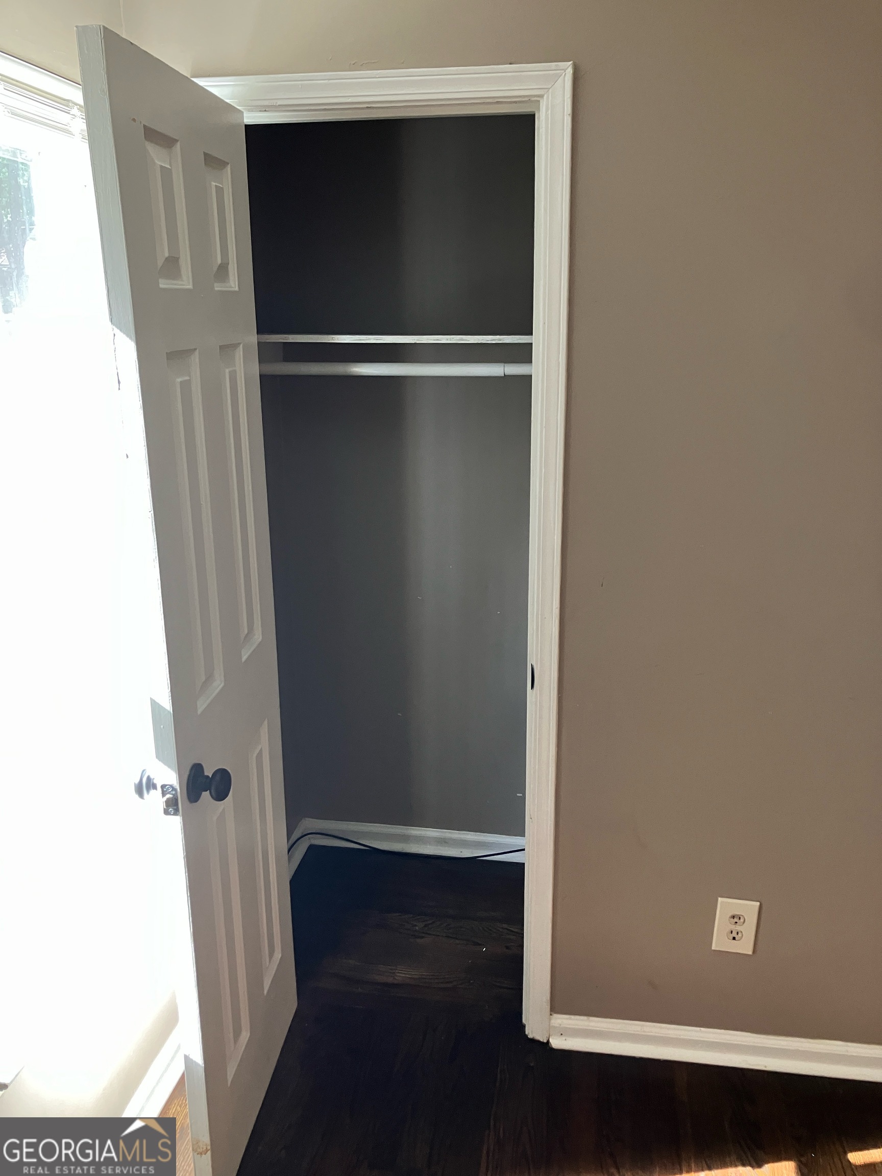 Pleasant Oaks - Residential Lease