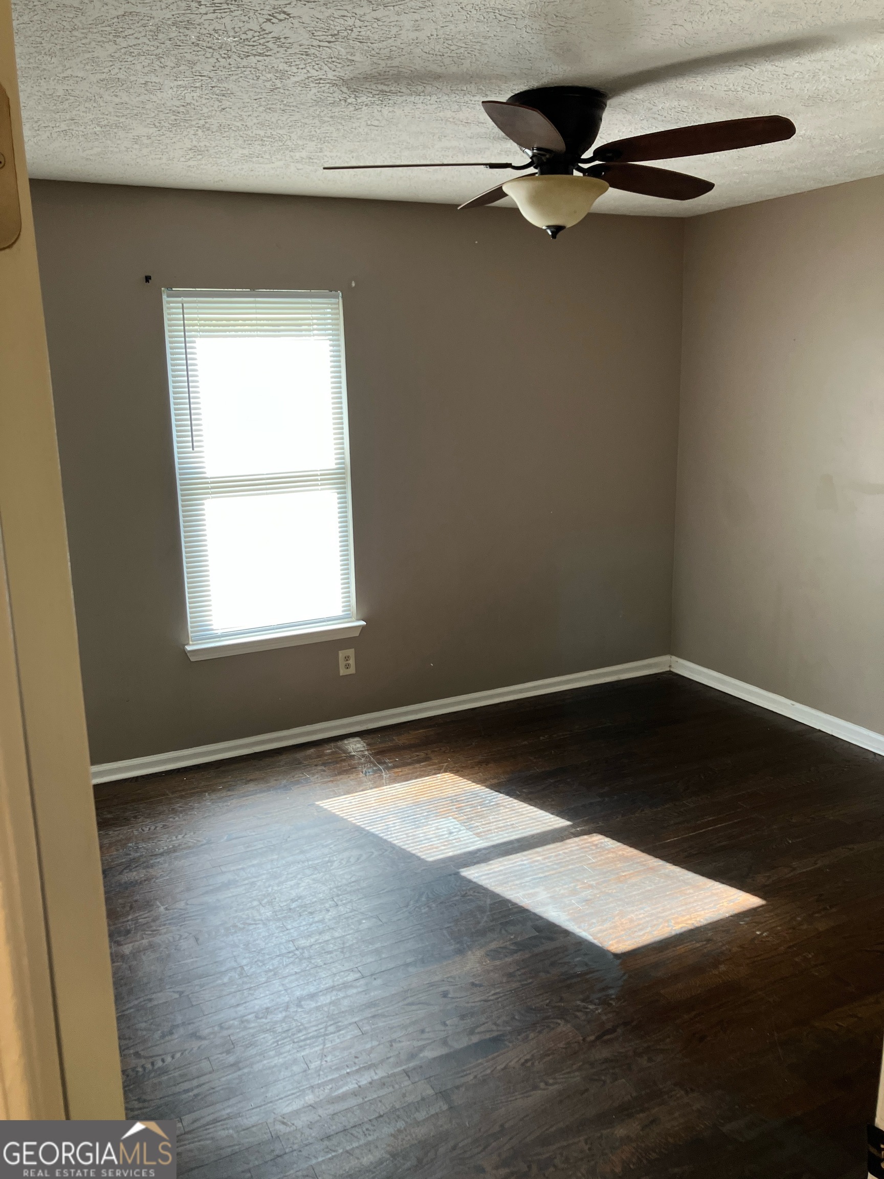 Pleasant Oaks - Residential Lease