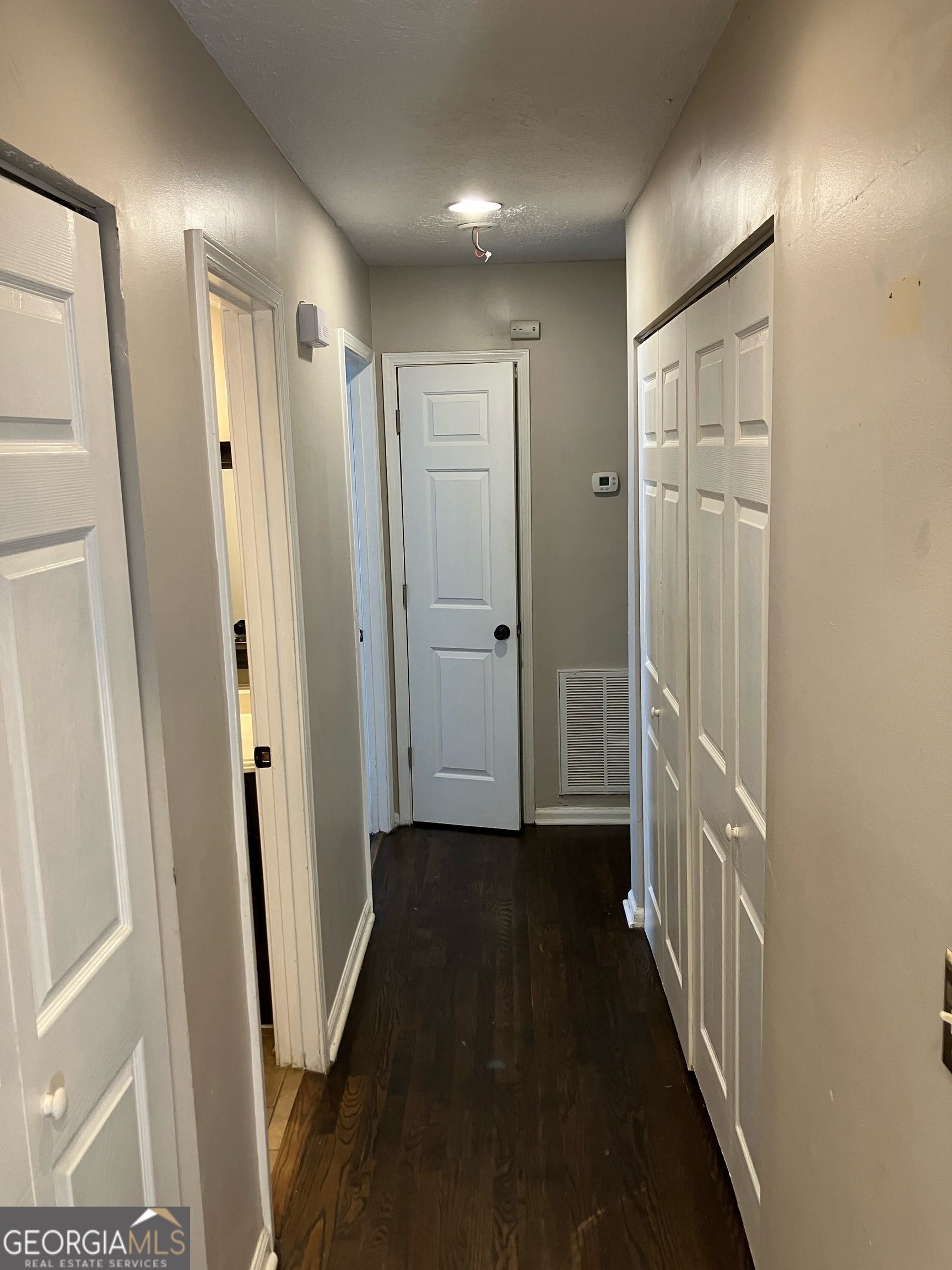 Pleasant Oaks - Residential Lease