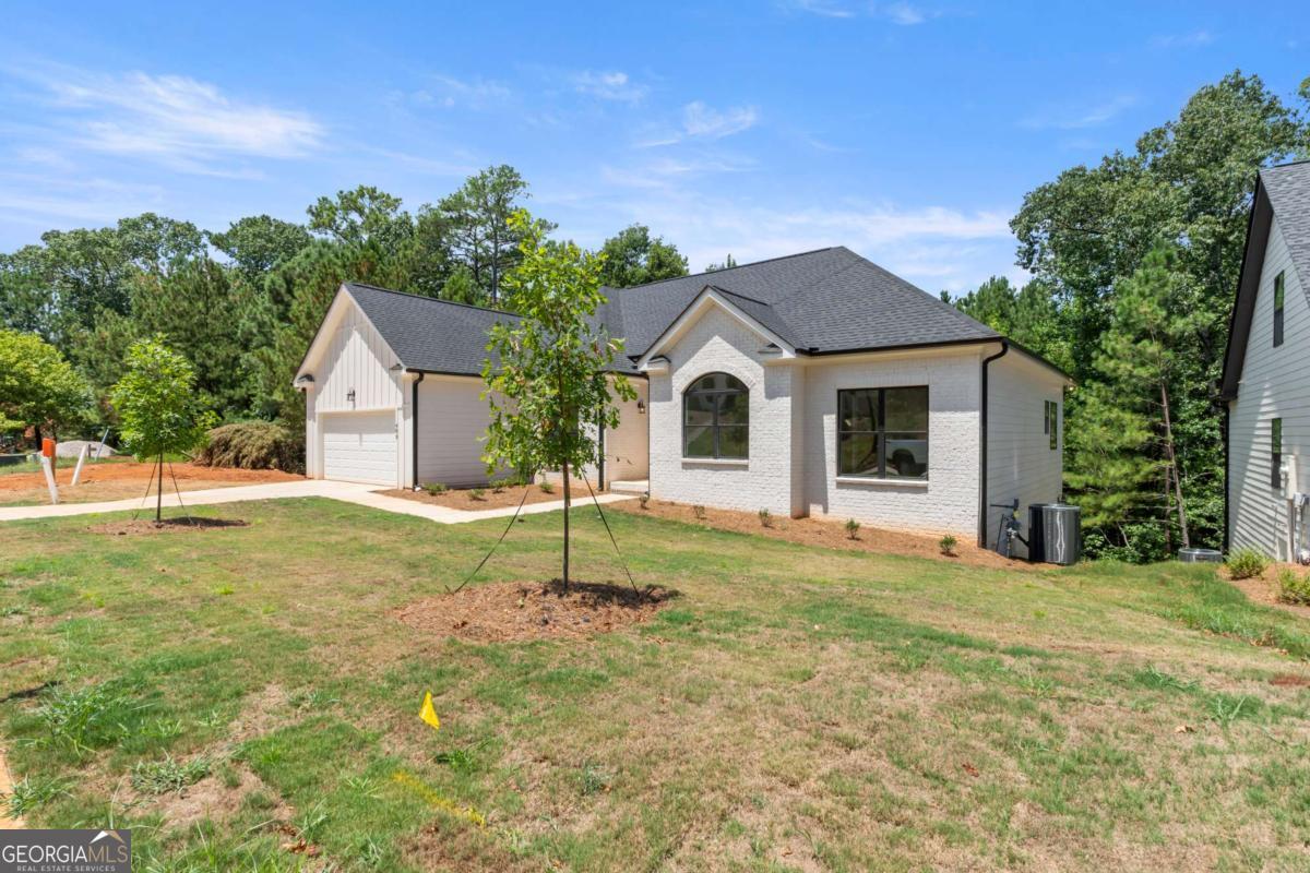 400 Ansley DR