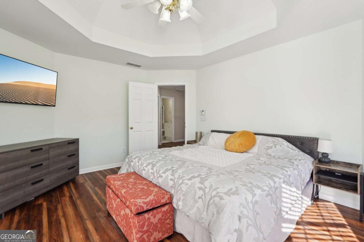 Four Seasons - Residential