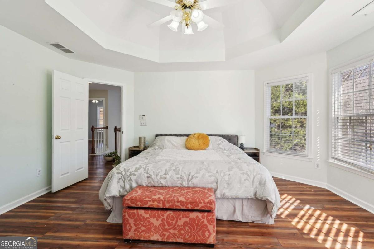 Four Seasons - Residential