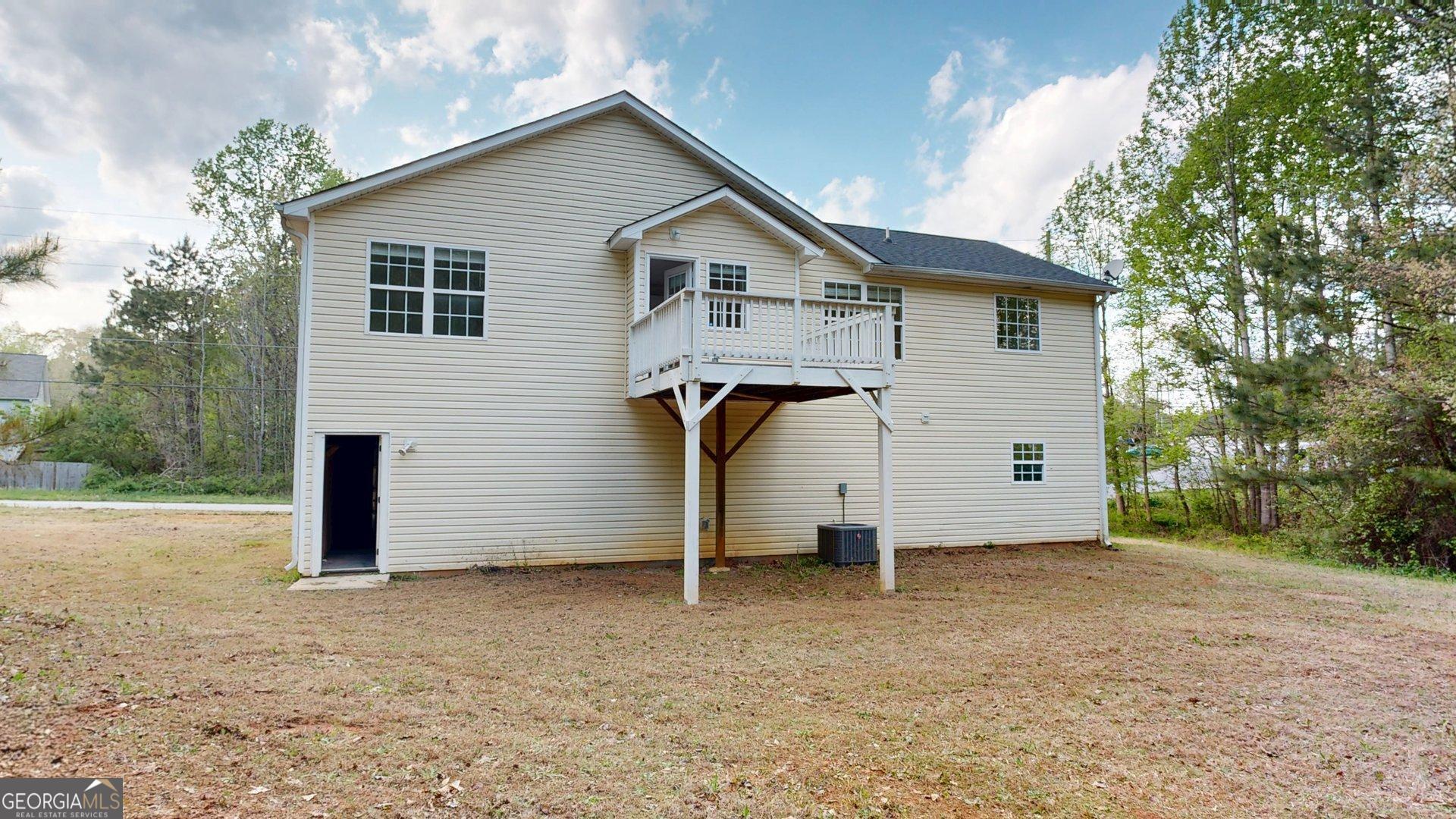 645 Woodwind DR