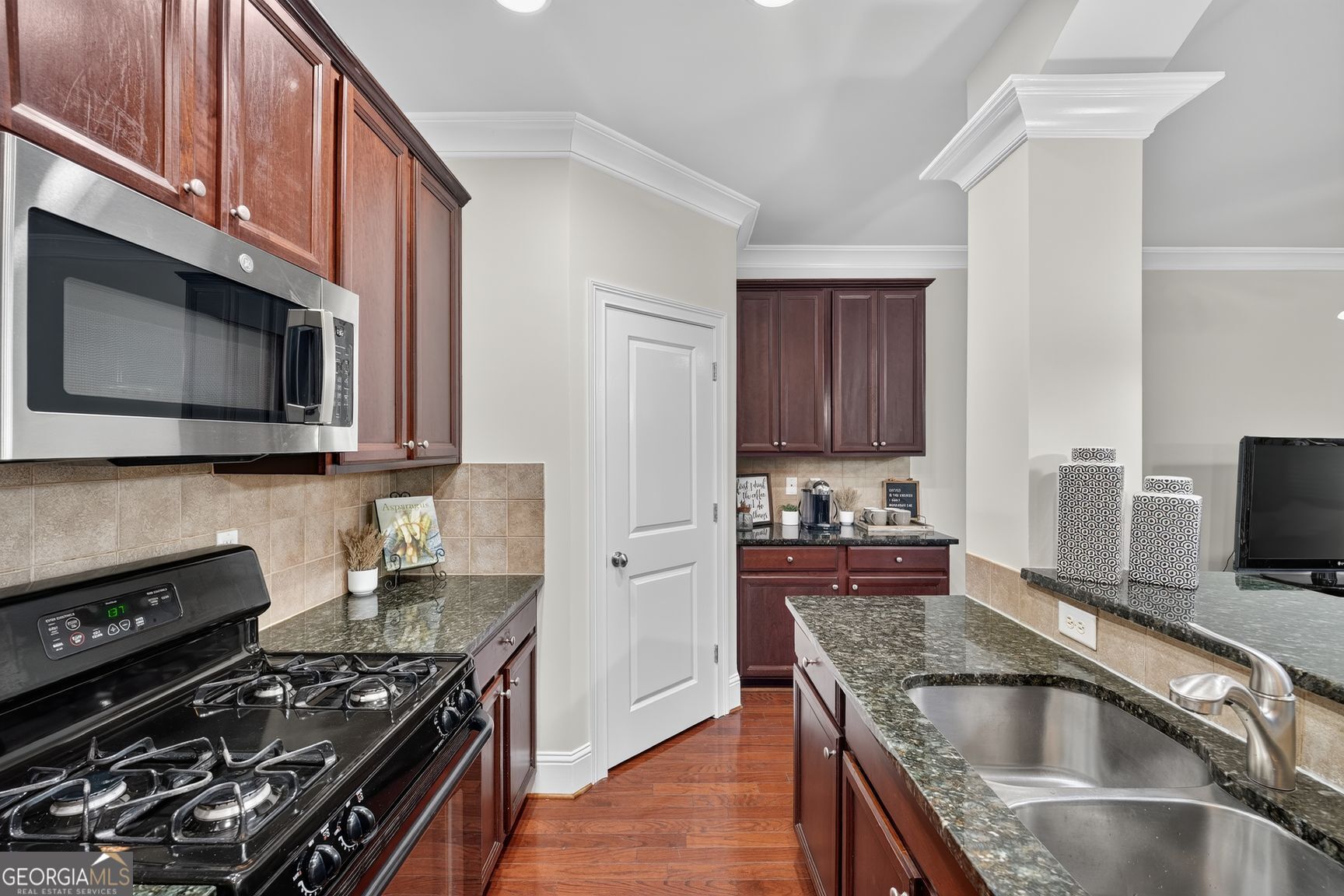 3228 Claudia PL