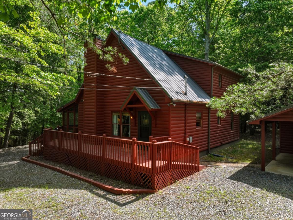105 Blackberry Falls CT