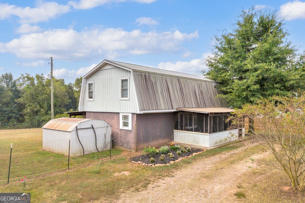 Photo of 9359 Wildcat Bridge Road, Danielsville, GA 30633 (MLS # 10848738)