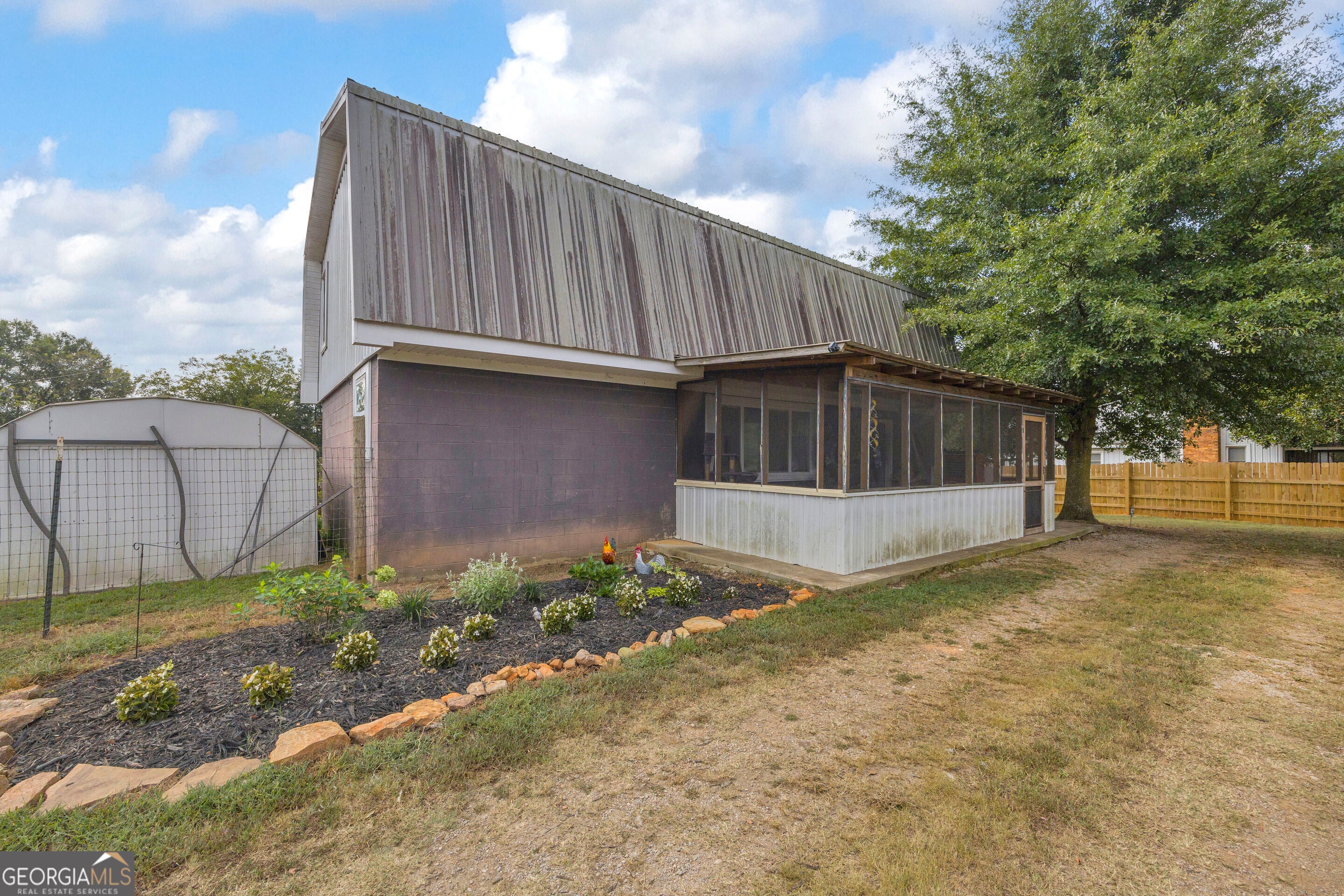 9359 Wildcat Bridge RD