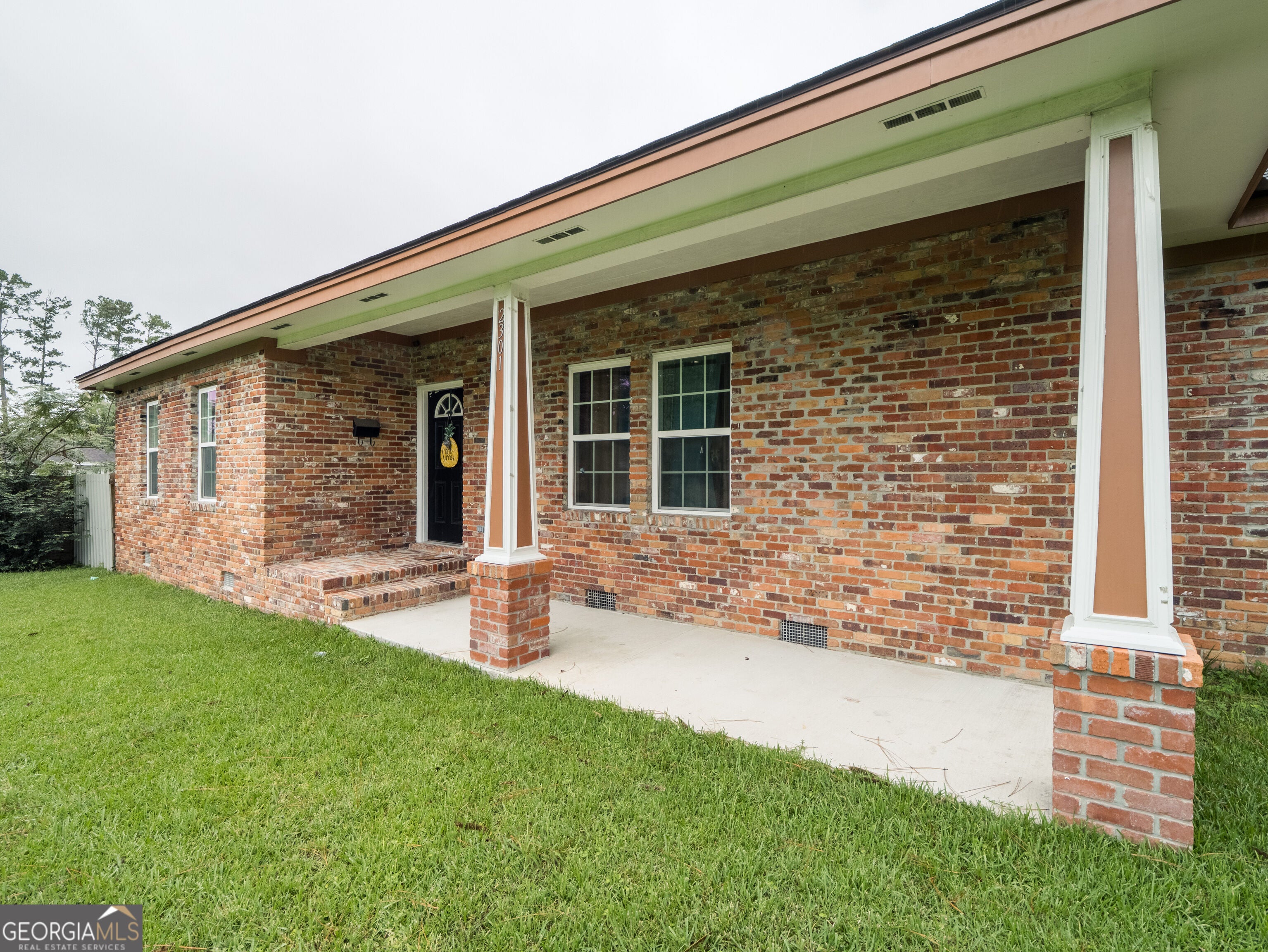 2301 Azalea DR