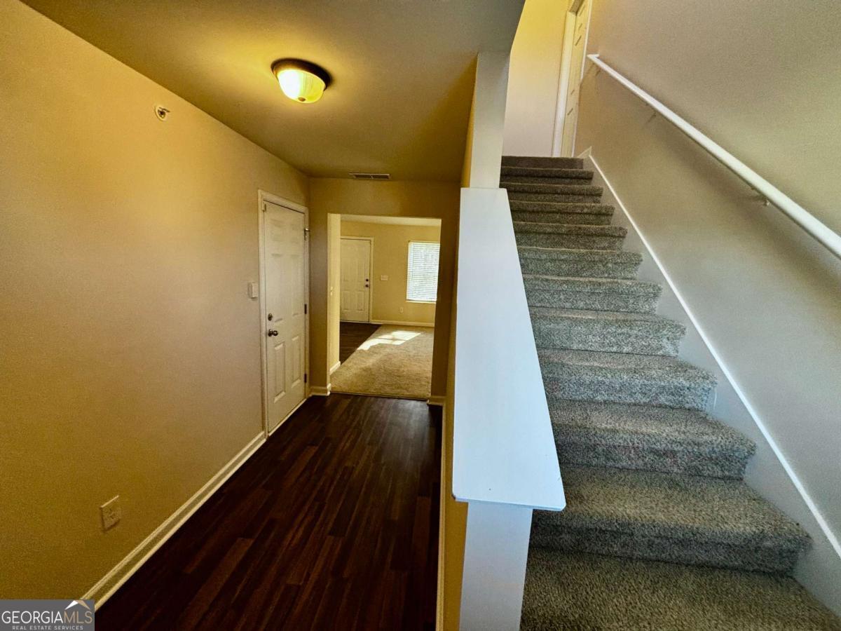 637 Carlton Pointe DR