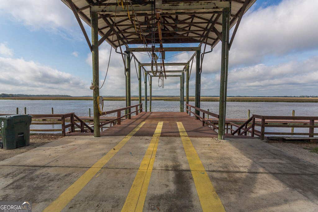 Photo of 118 Regal Road, Brunswick, GA 31523 (MLS # 10831086)