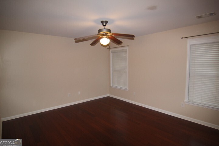 St Claire - Residential Lease